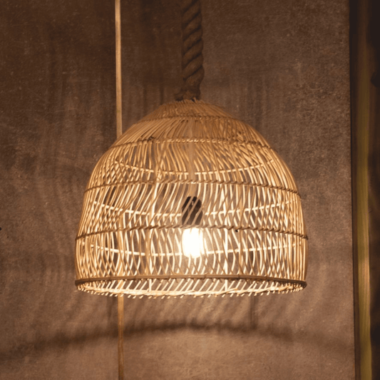 Estivo Handcrafted Pendant Light: A Beacon of Modern Elegance