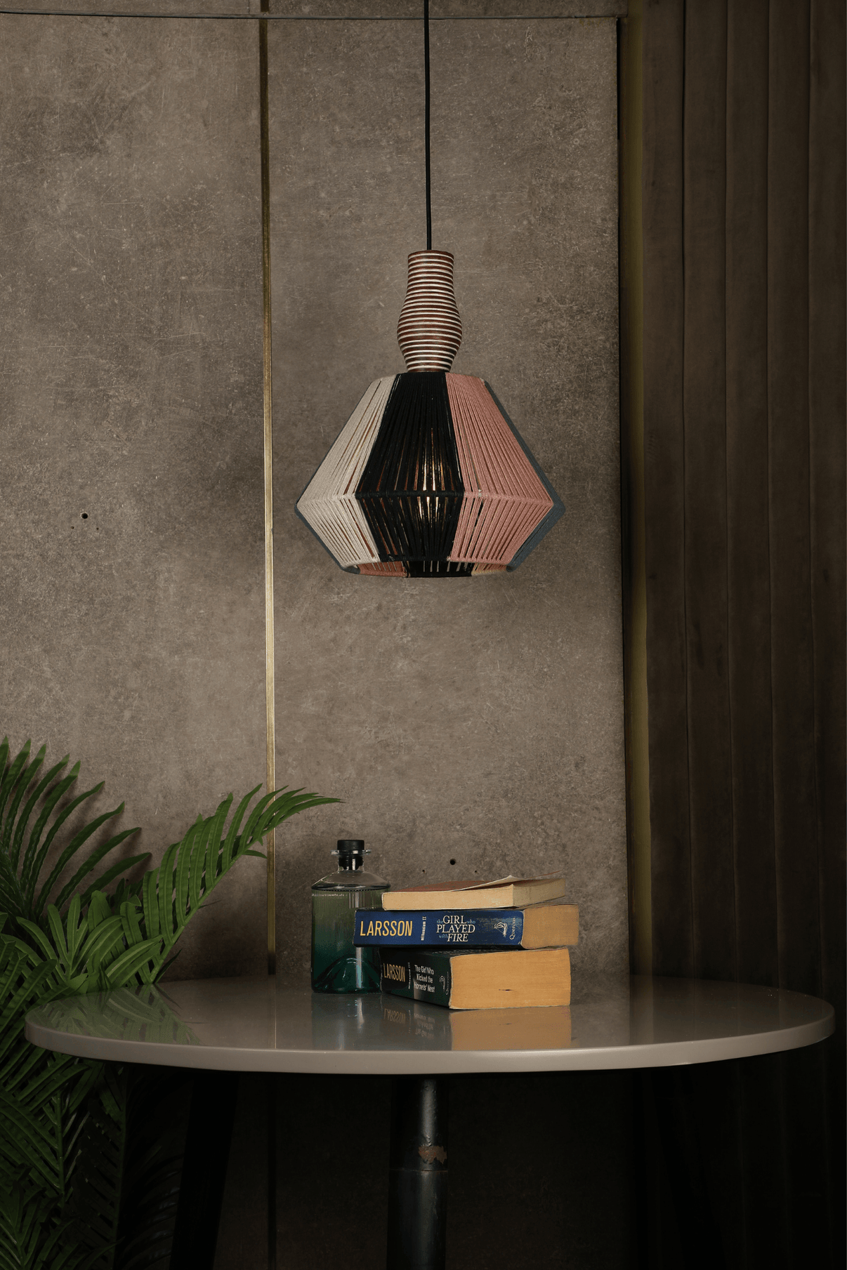 Florie Handcrafted Pendant Light: Custom Elegance in Lighting