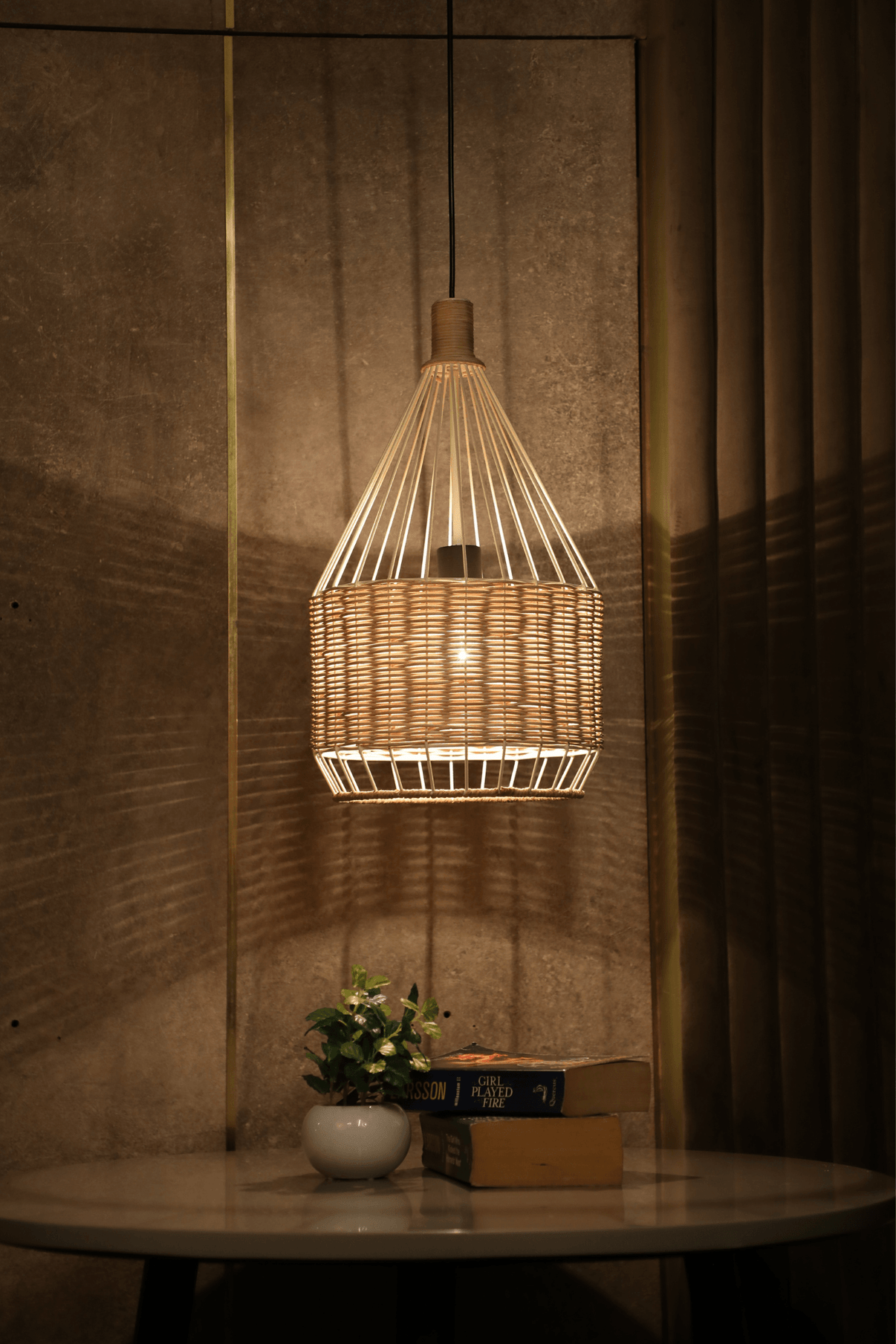 Krona Handcrafted Pendant Light: Where Style Meets Serenity