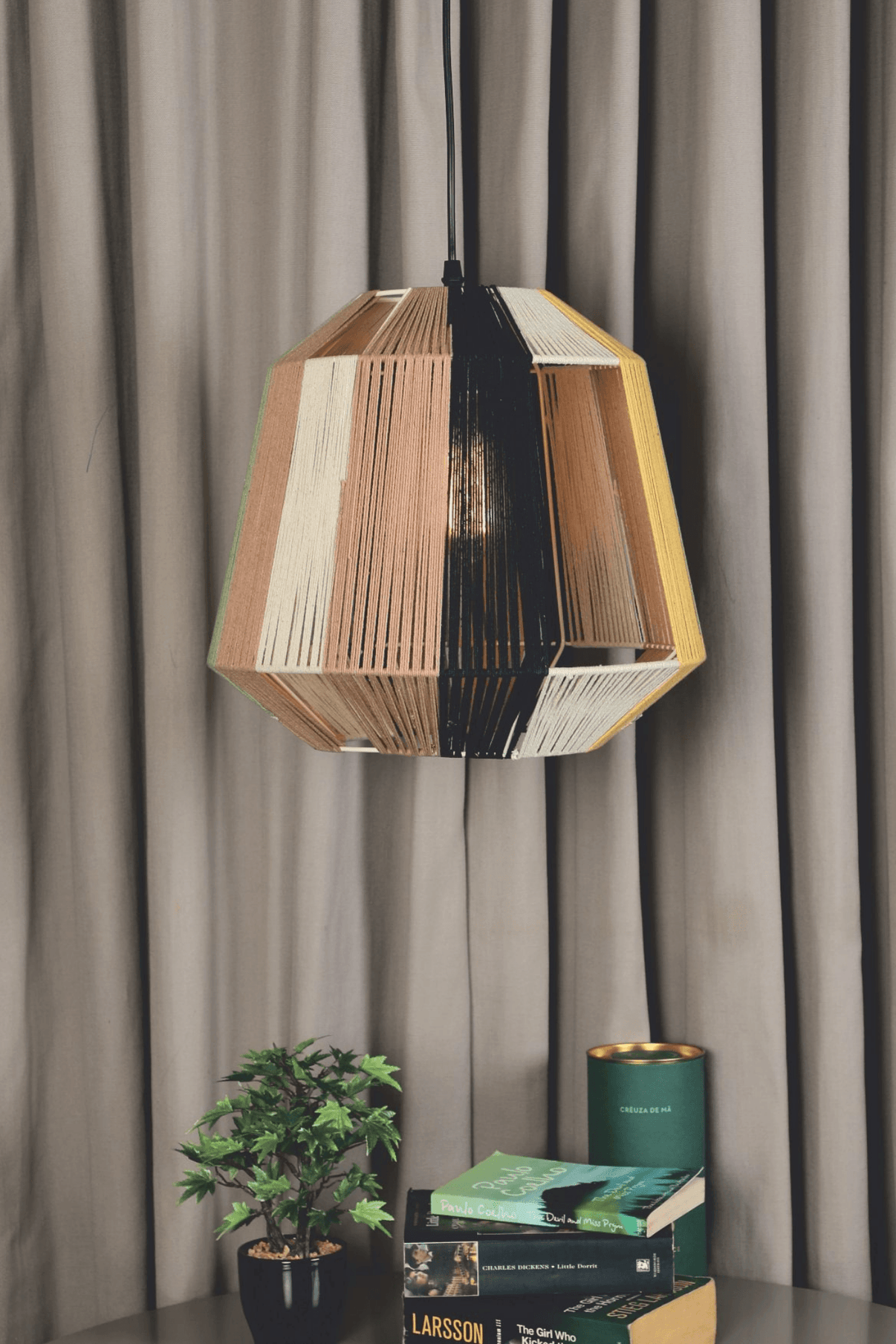 Lavoce Handcrafted Pendant Light: A Symphony of Light and Craft