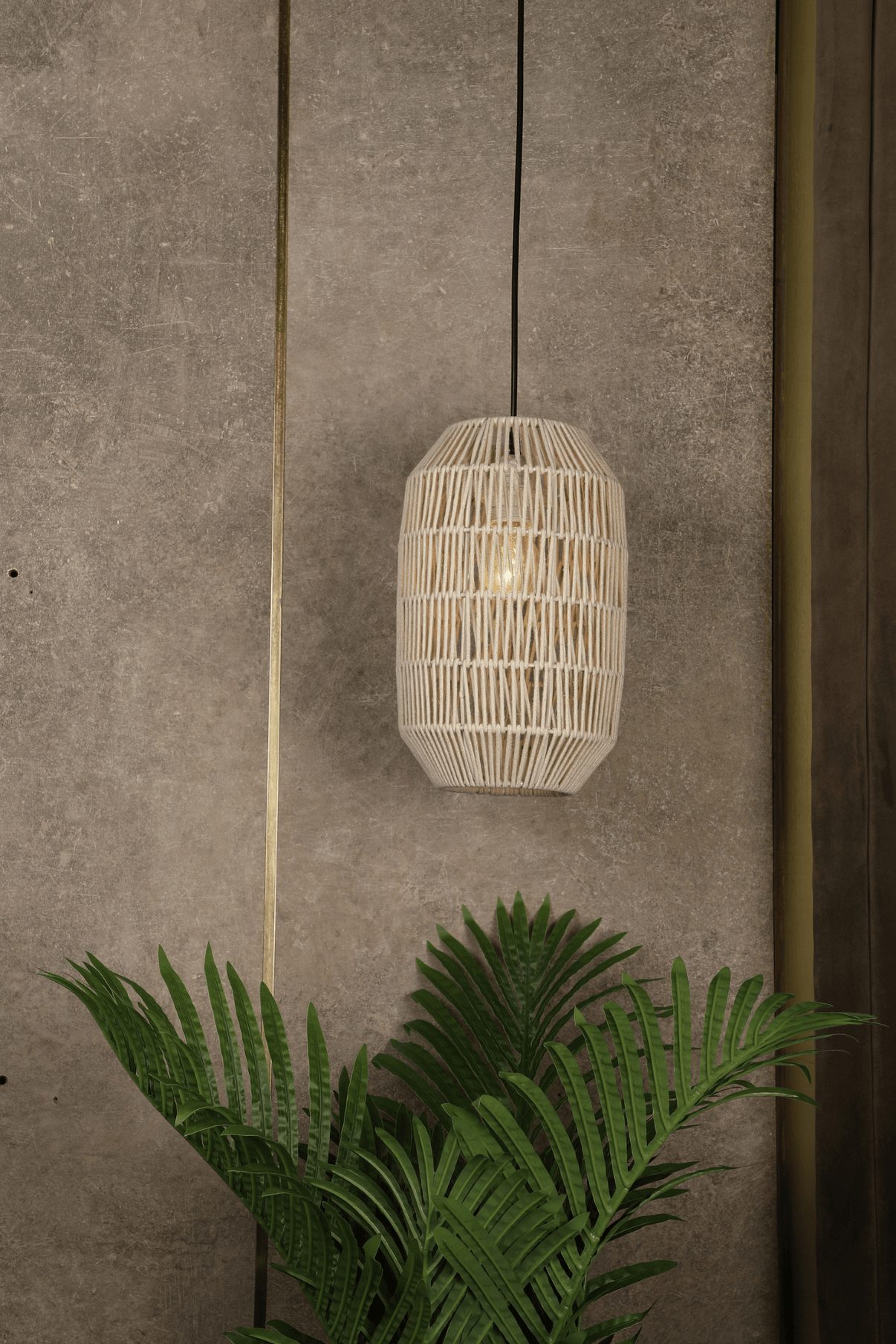 Mentula Handcrafted Pendant Light: Contemporary Radiance Reimagined